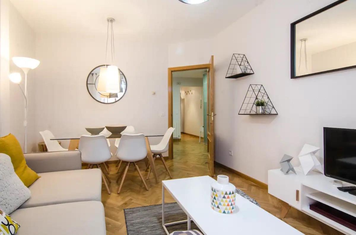 Bright & Spacious- City Center- 2Rooms-2Bathrooms Madrid Exterior photo